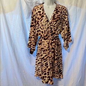 Soma Cool Nights Animal Print Robe - kimono.  Size small medium.